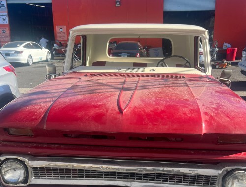 Auto Glass and windshield replacement